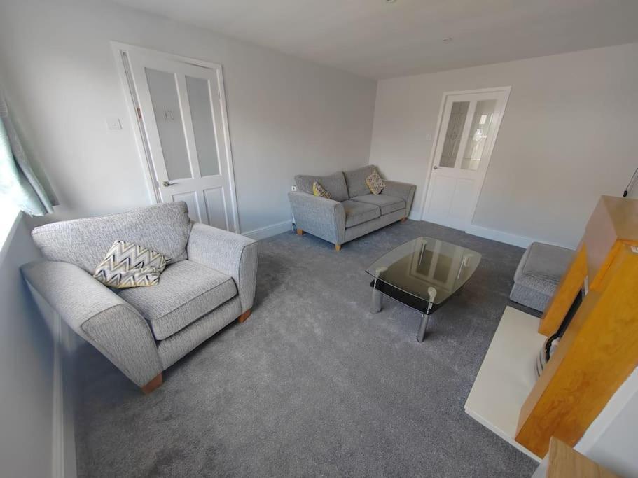 Apartament Cosy Brighouse 3 Bed House-Great For Contractors Zewnętrze zdjęcie