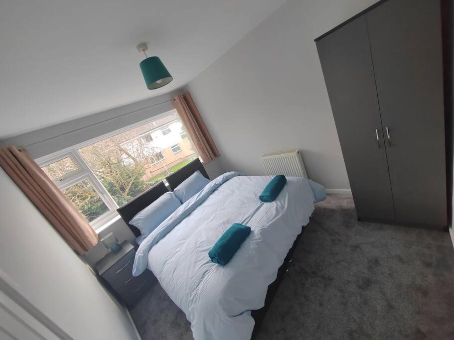 Apartament Cosy Brighouse 3 Bed House-Great For Contractors Zewnętrze zdjęcie