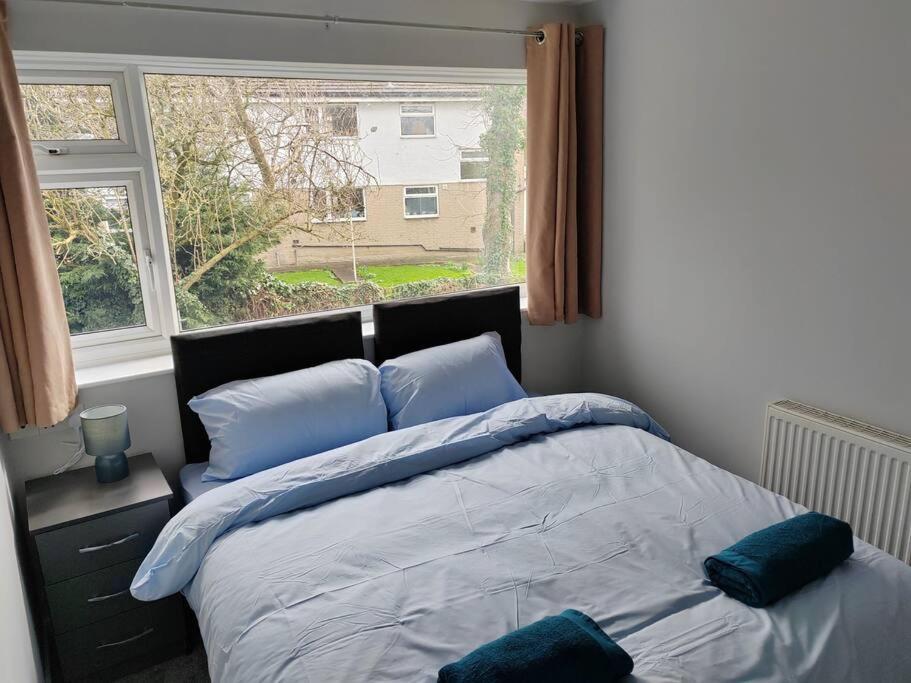 Apartament Cosy Brighouse 3 Bed House-Great For Contractors Zewnętrze zdjęcie