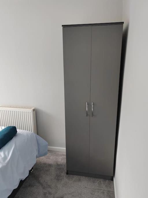 Apartament Cosy Brighouse 3 Bed House-Great For Contractors Zewnętrze zdjęcie