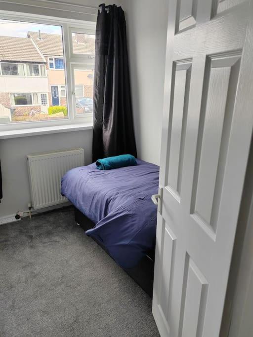 Apartament Cosy Brighouse 3 Bed House-Great For Contractors Zewnętrze zdjęcie