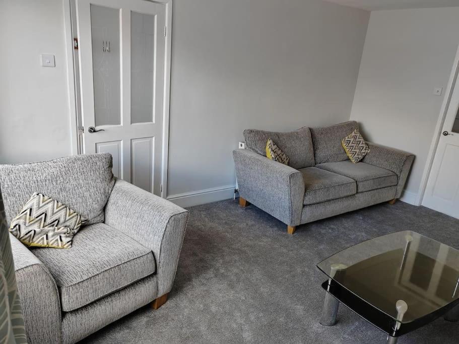 Apartament Cosy Brighouse 3 Bed House-Great For Contractors Zewnętrze zdjęcie