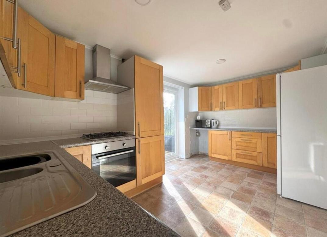 Apartament Cosy Brighouse 3 Bed House-Great For Contractors Zewnętrze zdjęcie
